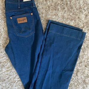 Women’s wrangler jeans
